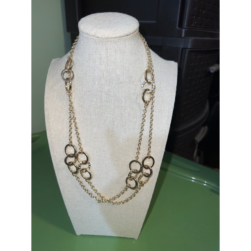 Banana Republic Gold Link Necklace -- 22"